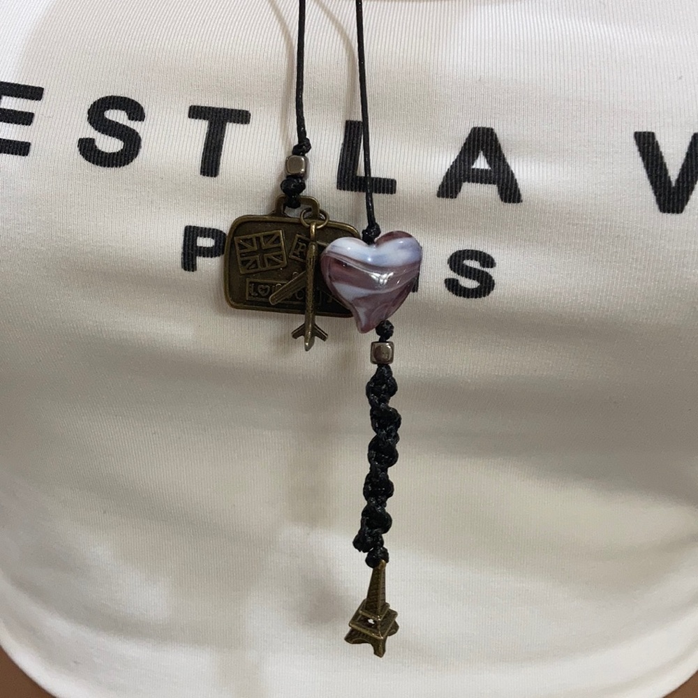 London París Travel inspired necklace - Picture 5 of 15
